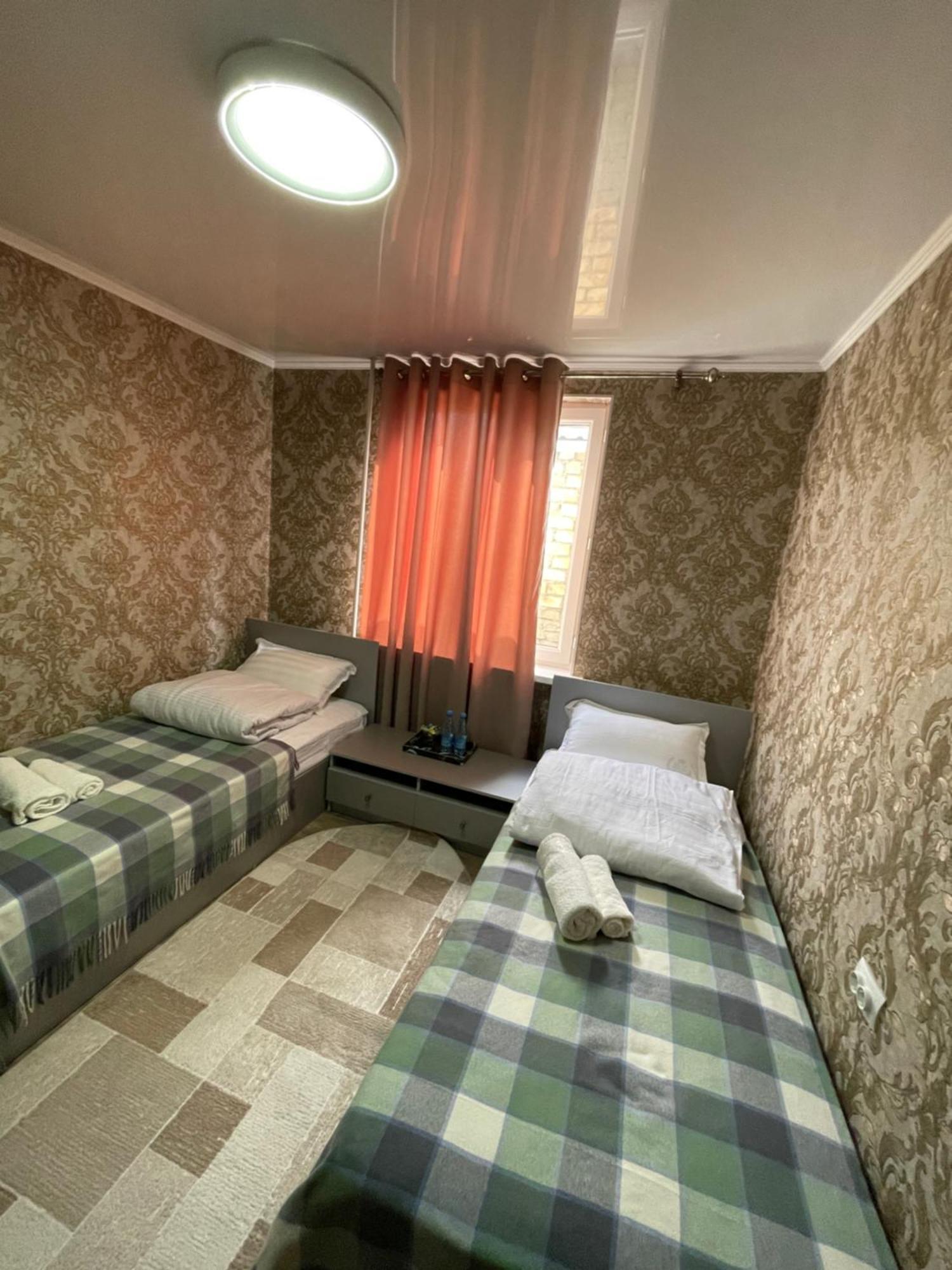 Fam_House Hotel Bisjkek Buitenkant foto